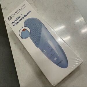 Dermalactives Blue PureSkin Cleansing Brush- BRAND NEW